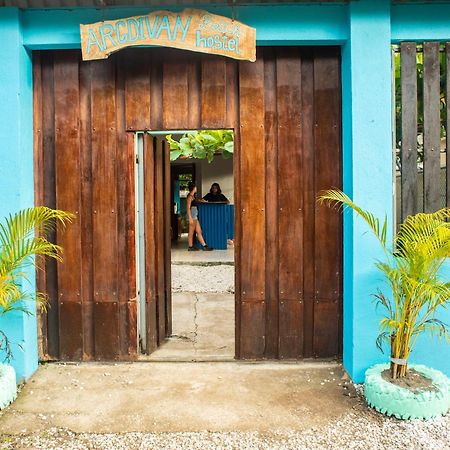 Argdivan Beach Hostel Sámara 외부 사진