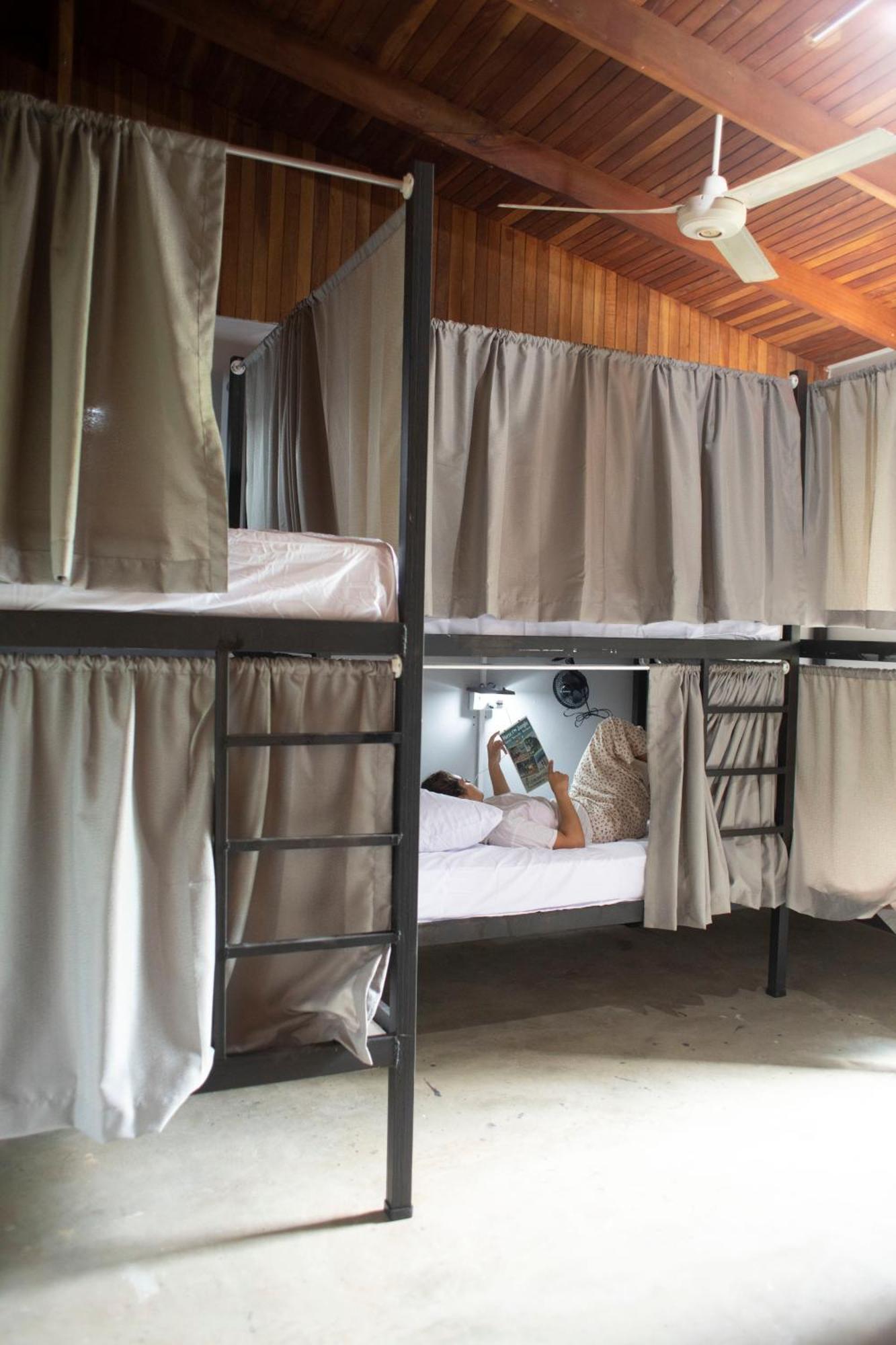 Argdivan Beach Hostel Sámara 외부 사진