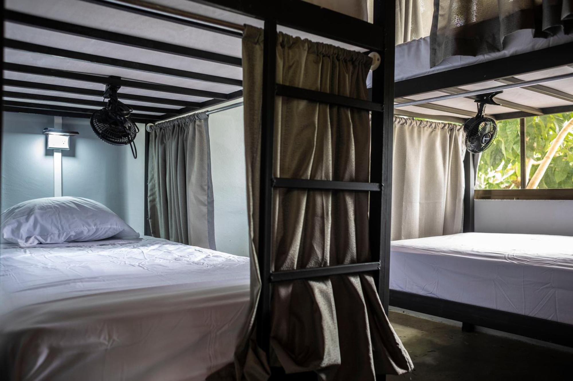Argdivan Beach Hostel Sámara 외부 사진